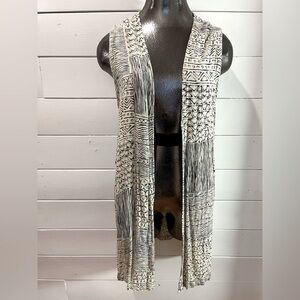 ANIMALE BY TRICOBEL – Vintage- Beige & Black Ethnic Top – Size M